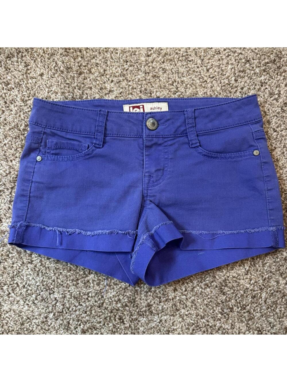 l.e.i Y2K Junior Purple Denim Shorts Size 3
